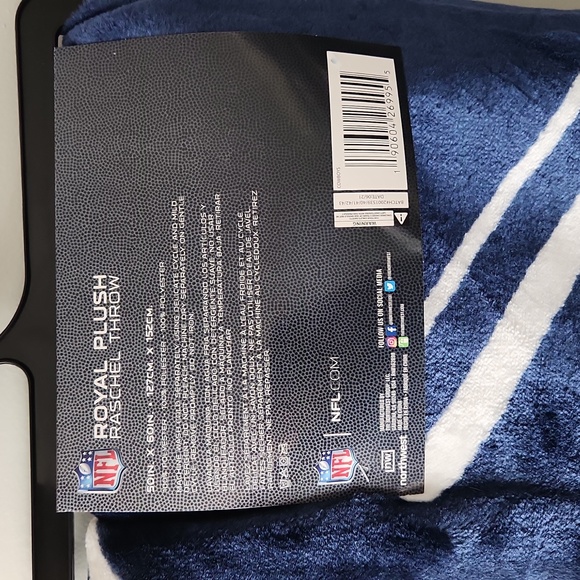 NFL Cowboys throw - Picture 3 of 3